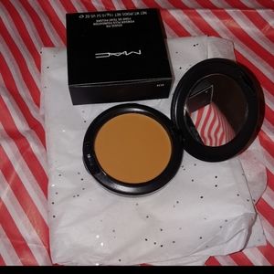 🍰 New Mac Studio Fix Powder + Foundation NC45 🍰